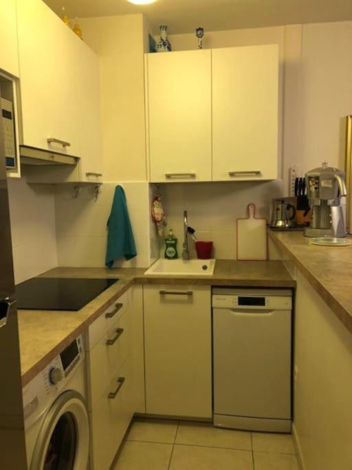 Quiet And Cozy 1br Close To And Services * Saint-Raphael (Var)